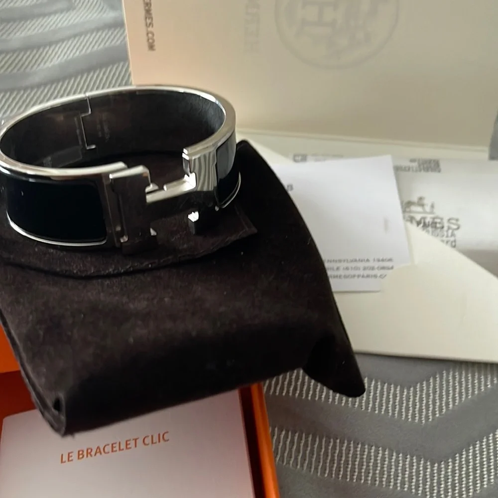 Hermes Clic Calc H Bracelet PM- Noir - Picture 2 of 8